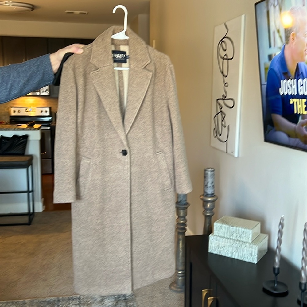 Women’s Faherty winter coat worn one time.